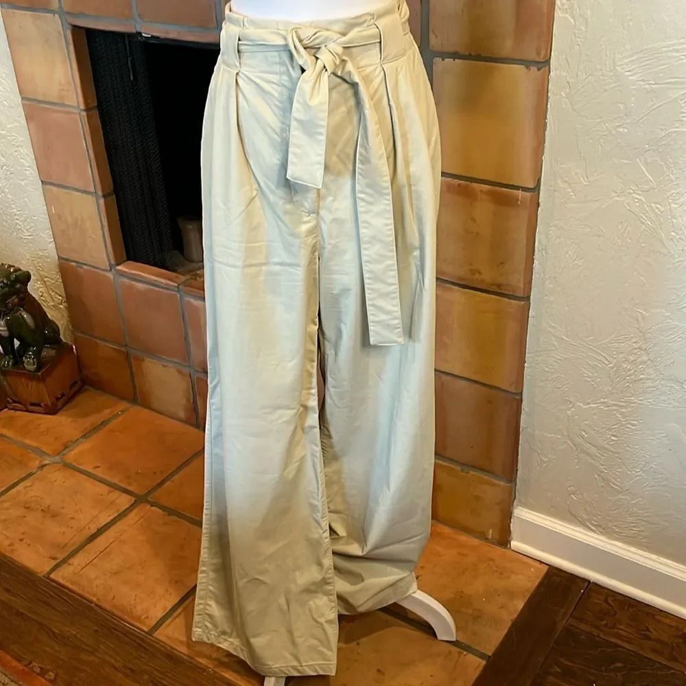MSGM Ivory Pleated Belted Faux Leather Wide Leg Pants, size 44/10 US